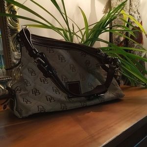 Dooney & Bourke purse